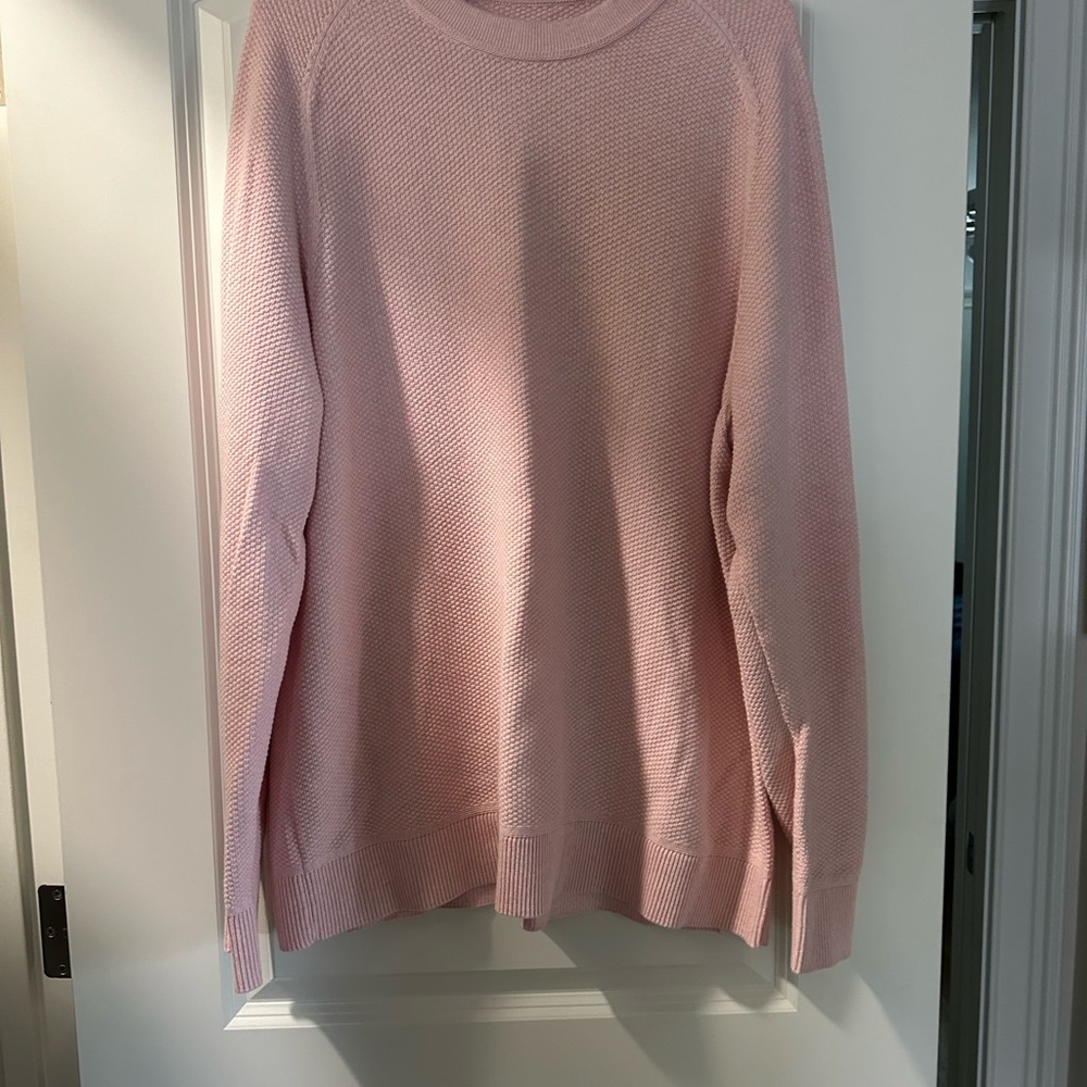 Lululemon Textured Crew Neck pink, worn once